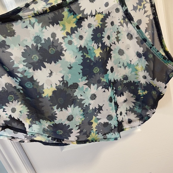 Aeropostale Bethany Mota Floral Sheer tank top M - Picture 3 of 9